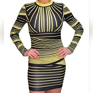 NWT Yellow Black Bodycon Geometric Pattern Dress. Stretchy High Neck Size Small